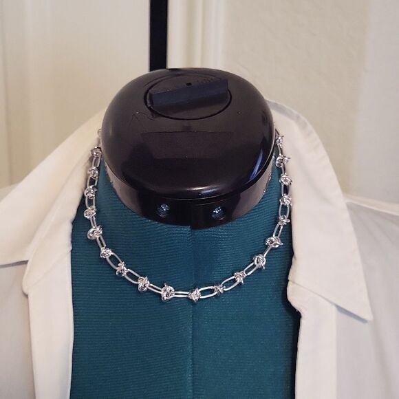 Knot Style Silvery Choker Necklace Y2K Inspired Thick Chain - Picture 3 of 9